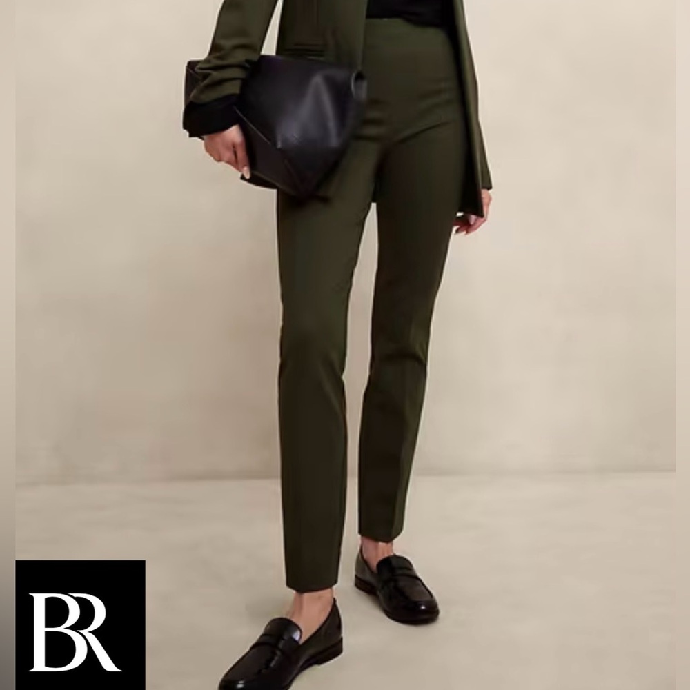 Banana Republic Olive Green Ponte Ankle Pant - Mallard Green